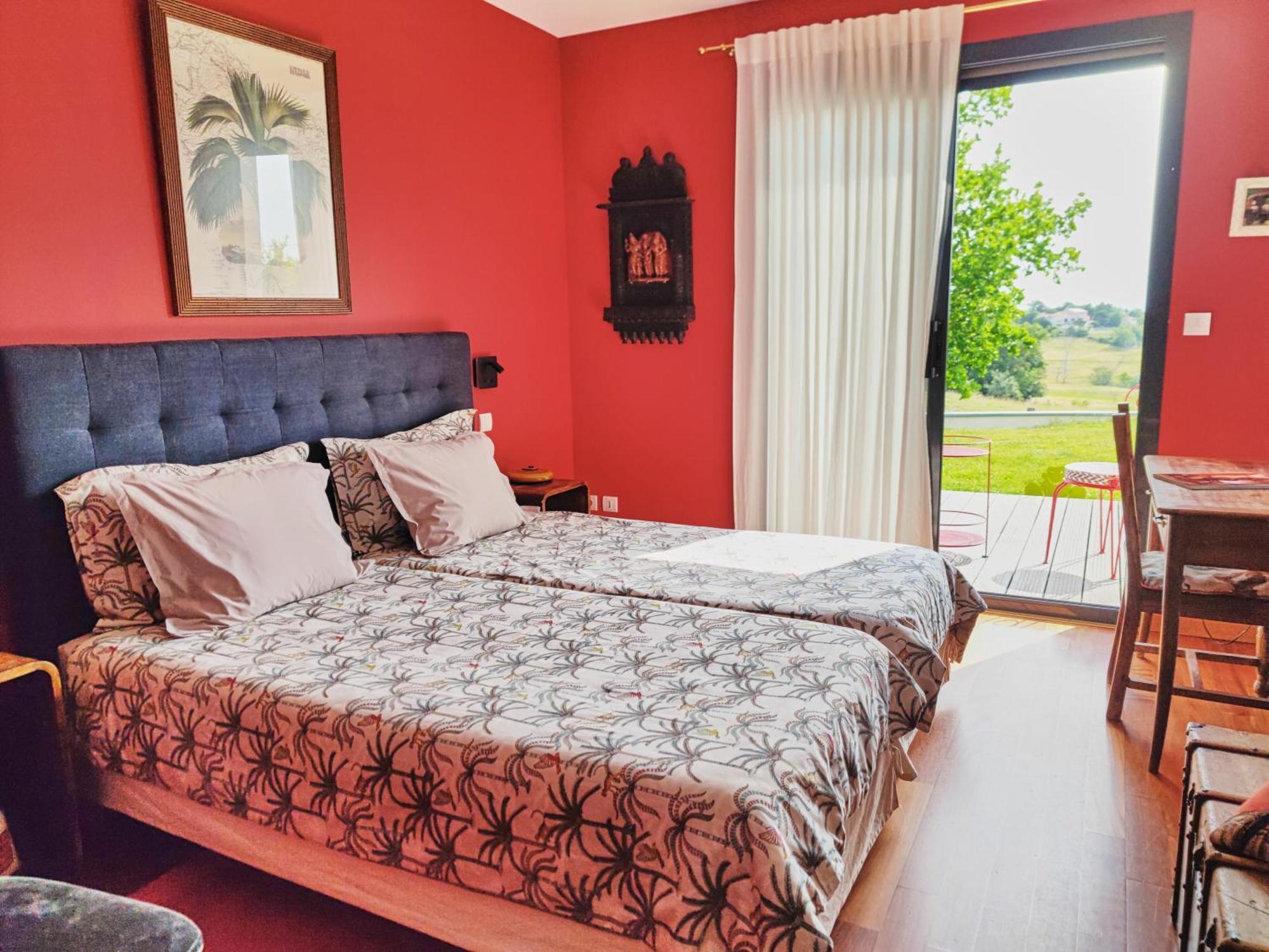 La Palisse Bed & Breakfast Peaugres Dış mekan fotoğraf